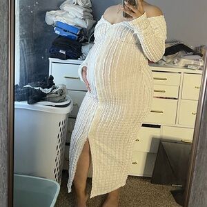 Long sleeve off the shoulder maxi dress